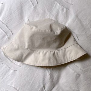 Mollusk natural bucket hat